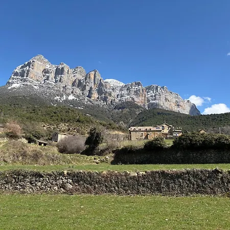 Bajo Pena Sanlorien El Pueyo de Araguás