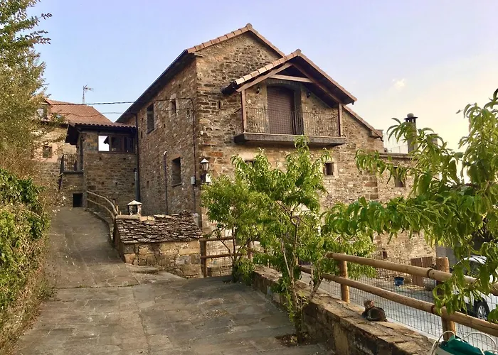 Bajo Pena Sanlorien *