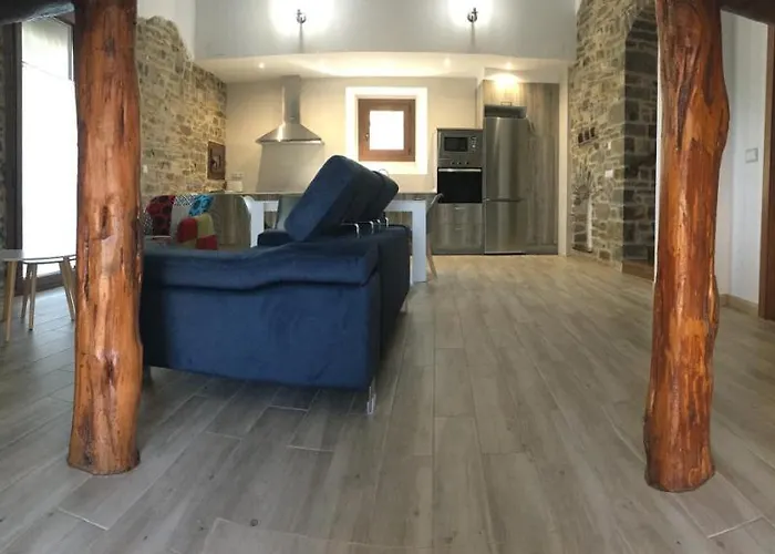 Bajo Pena Sanlorien *