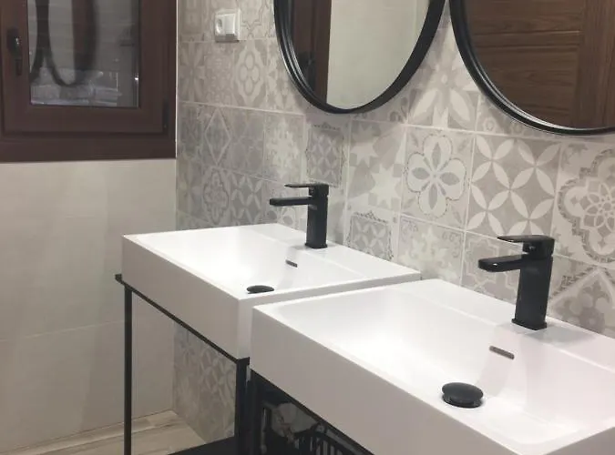 Bajo Pena Sanlorien El Pueyo de Araguás